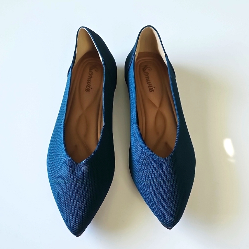 Women's Dark Green Pointy Toe Flats